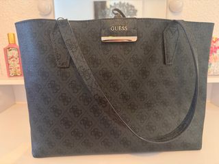 Bolso tote Guess reversible 