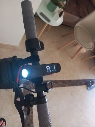 Patinete eléctrico plegable nuevo sin estrenar
