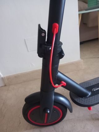Patinete eléctrico plegable nuevo sin estrenar