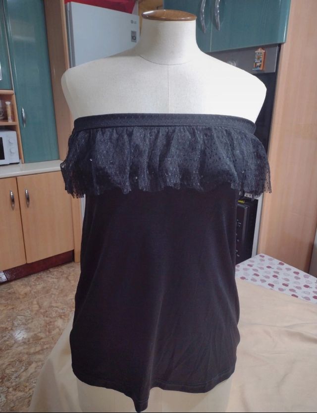 Top negro sin tirantes