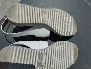 Sandalias Geox blancas