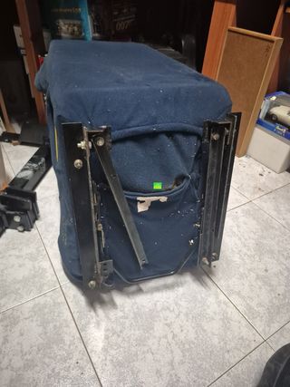 Asiento deportivo MOMO