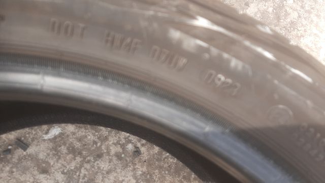 Neumático Continental 225/45R18 95Y XL