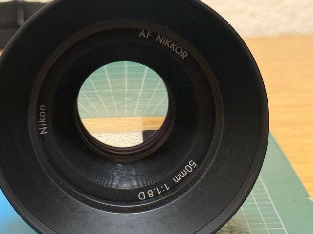 Cámara Nikon F-801s analógica