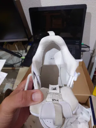 Zapatillas Fila Disruptor blancas niños