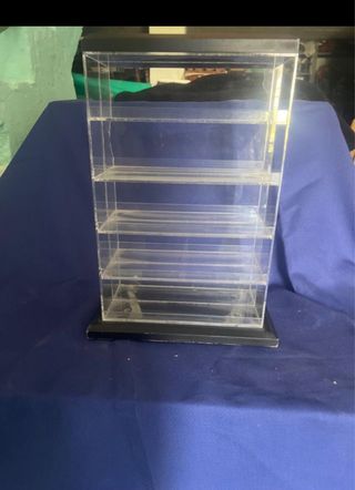 Vitrina Acrílica 5 estantes