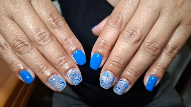 Manicura y pedicura a domicilio
