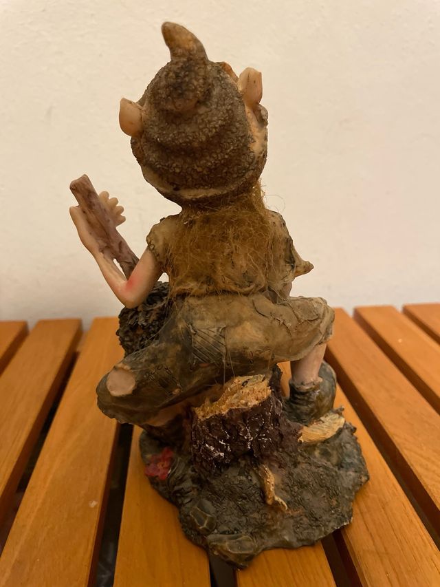 3 figuras de goblin em resina