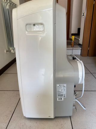 Condizionatore portatile Electrolux bianco