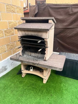 Barbacoa exterior piedra