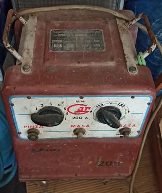 Soldador eléctrico 220v 380v construcción casi reg