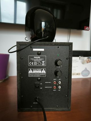 Altavoces Philips 2.1 multimedia