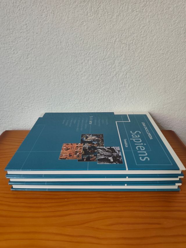 Tres tonos de gran enciclopedia sepiens