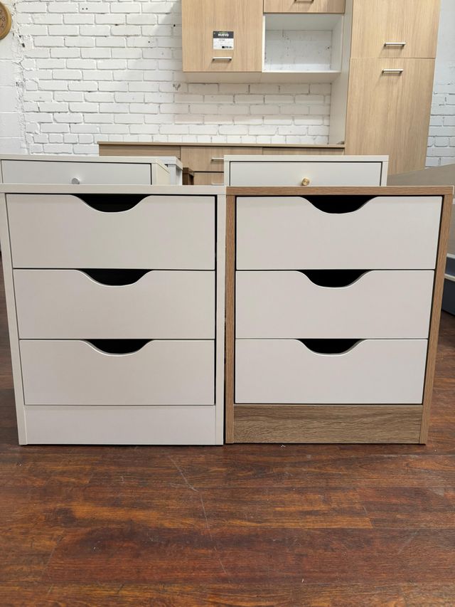 Mesitas de noche 2 colores, 3 cajones - NUEVO