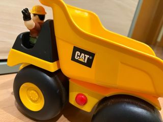 Camión Volquete Juguete CAT