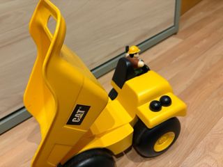 Camión Volquete Juguete CAT