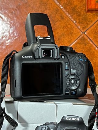 !!OFERTA!! Canon EOS 2000D + Canon 18-55mm