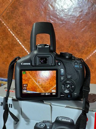 !!OFERTA!! Canon EOS 2000D + Canon 18-55mm