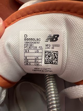 Zapatillas New Balance 550 - Naranja y Blanco