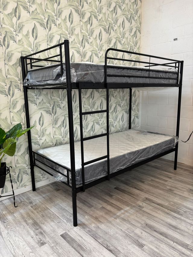 Litera metálica negra + 2 colchones de 90 x 190cm