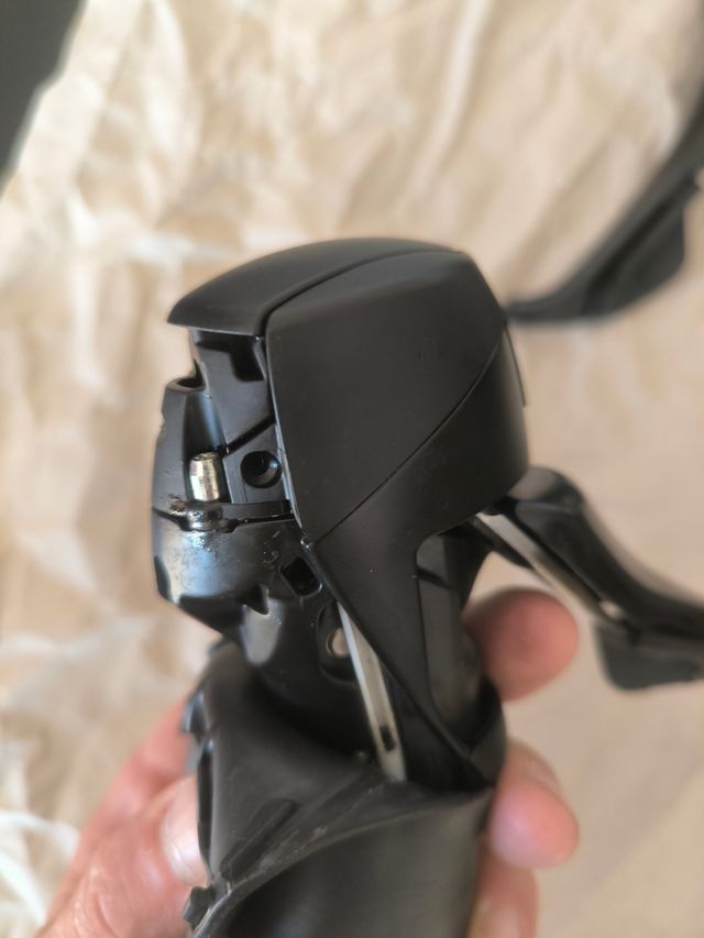 Manetes/Manetas: Shimano ST-RS405 R&L