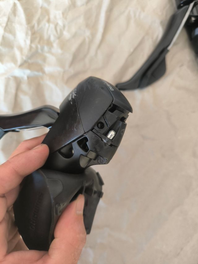 Manetes/Manetas: Shimano ST-RS405 R&L