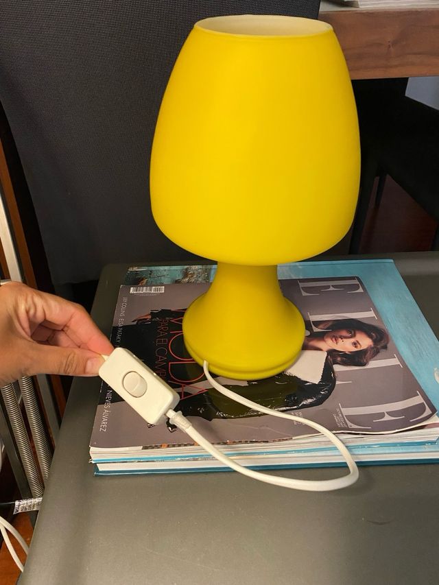 Lámpara seta amarilla vintage