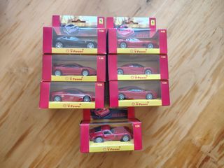 7 Modellini Ferrari V-Power 1:38