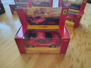 7 Modellini Ferrari V-Power 1:38