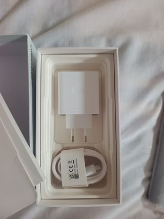 OPPOA98 5G blanco - móvil