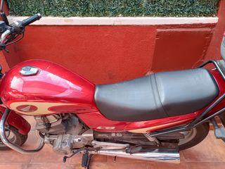 Honda CB250 Two Fifty