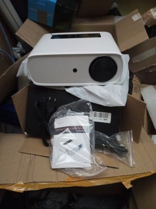 Proyector LED HOPVISION JQ818A