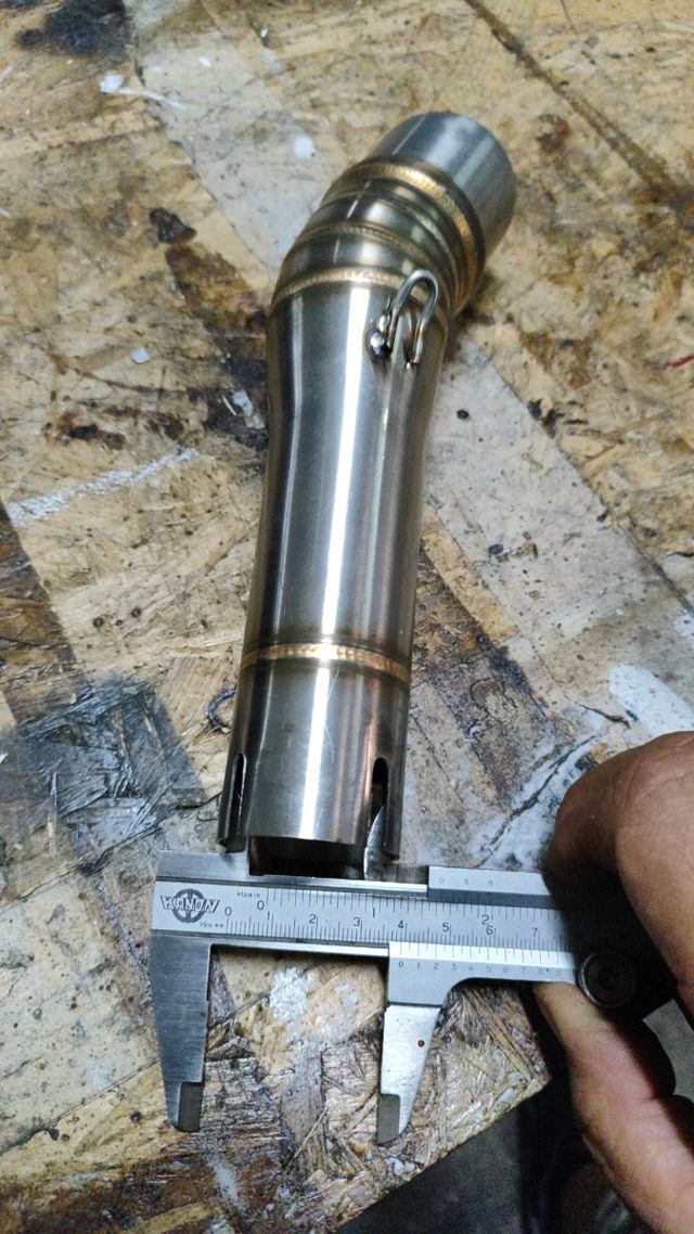 Codo escape moto universal