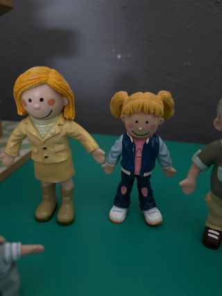 Casa muñecas Amanda Troupe con familia