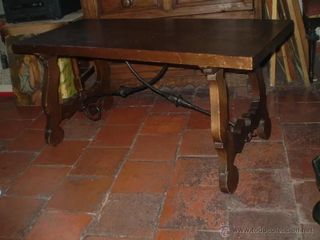 Mesa antigua madera de nogal