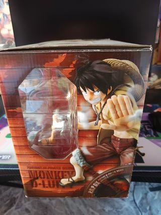 POP DX Monkey D. Luffy Figure