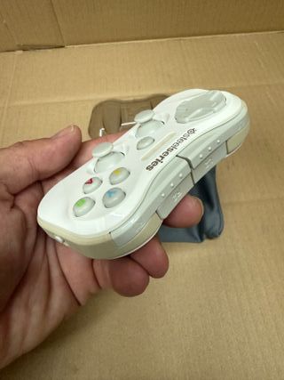 SteelSeries Stratus - Mando Bluetooth