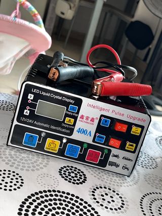 Cargador baterías 400A 12V/24V