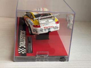 Scalextric Porsche 911 GT3 Duez