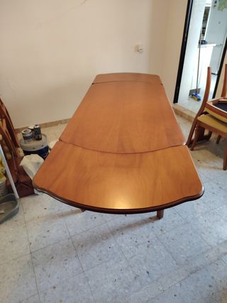 Mesa comedor extensible de madera 
