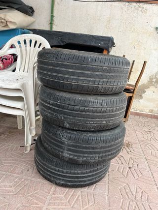 4 Neumáticos usados 245/50/R18