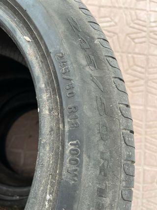4 Neumáticos usados 245/50/R18
