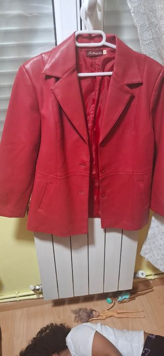 Chaqueta roja Fa Kang Da
