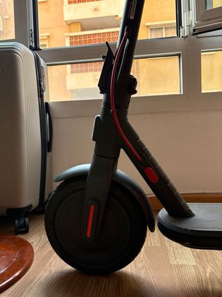Patinete Xiaomi Mi Electric Scooter 4 - COMO NUEVO