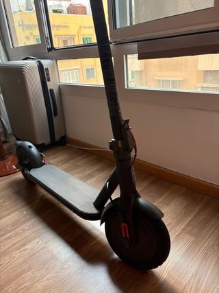 Patinete Xiaomi Mi Electric Scooter 4 - COMO NUEVO