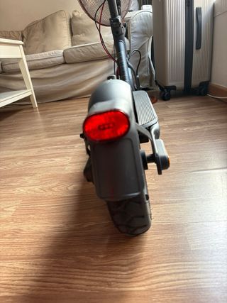 Patinete Xiaomi Mi Electric Scooter 4 - COMO NUEVO