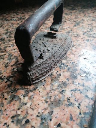 Plancha Hierro Antigua