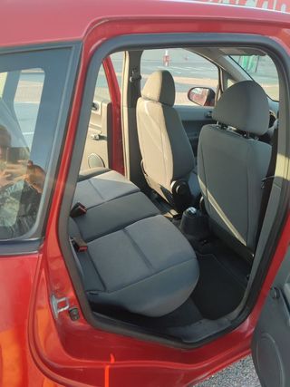 Mitsubishi Colt 2005