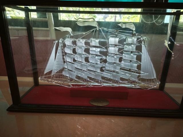 Barco velero cristal