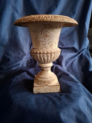 Copa de hierro envejecido. Estilo Medici 